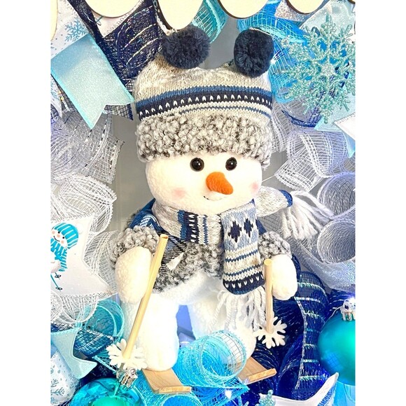 XL Handmade Christmas Holiday Skiing Snowman Ribbon Prelit Wreath 26 ins LED - Picture 4 of 11